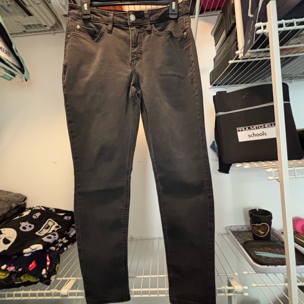 Stylish Black Skinny Jeans